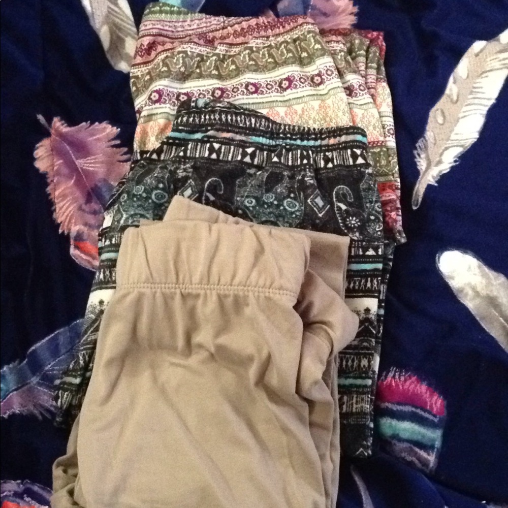 Girls printed tights size XL tan tights size med